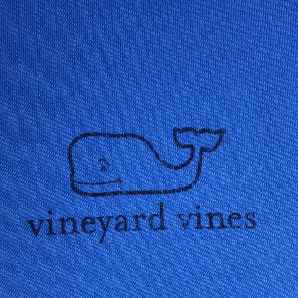 Like new! - VINEYARD VINES Performance Long Sleeve Whale Shirt - Picture 4 of 8